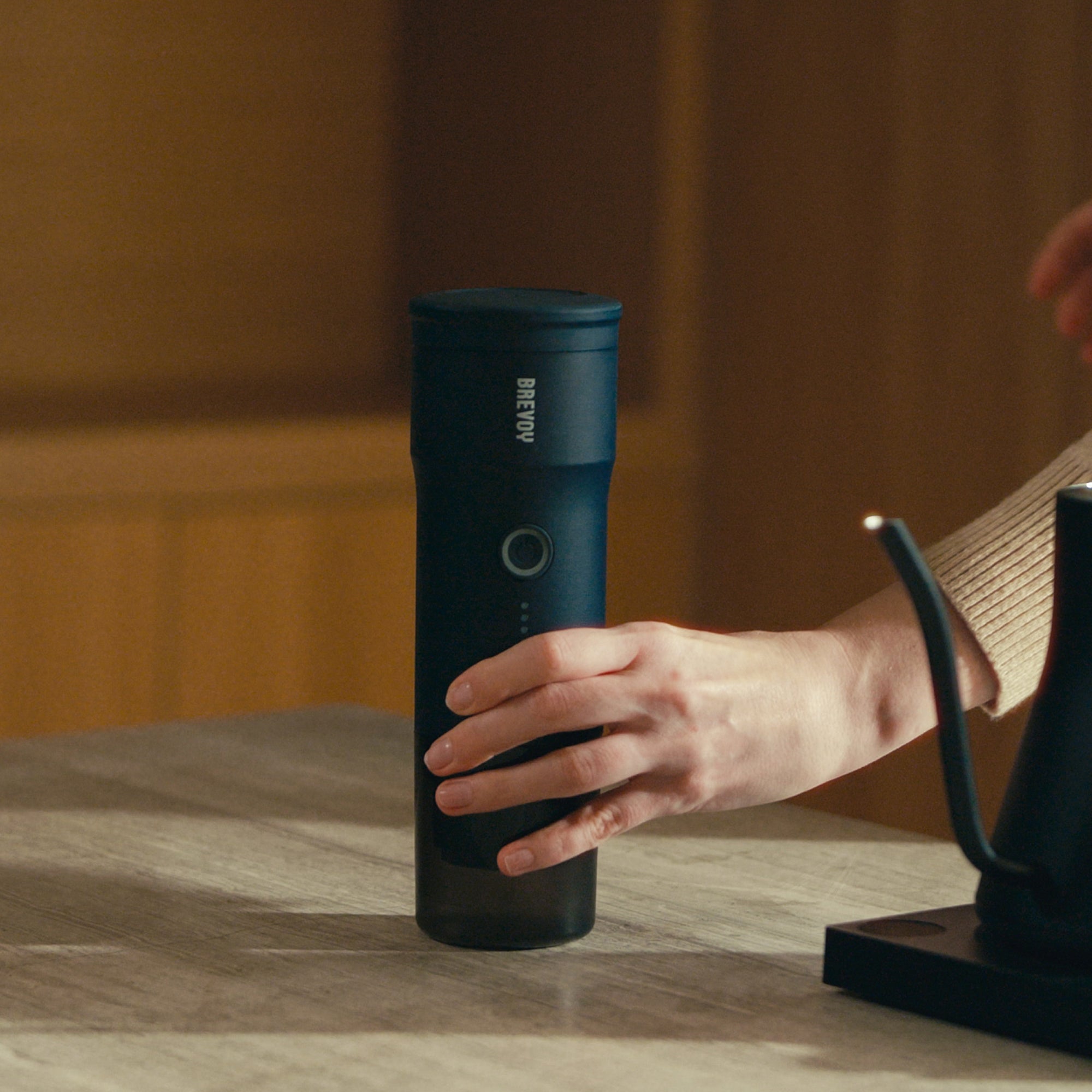 Portable Espresso Maker - Oceanic Black