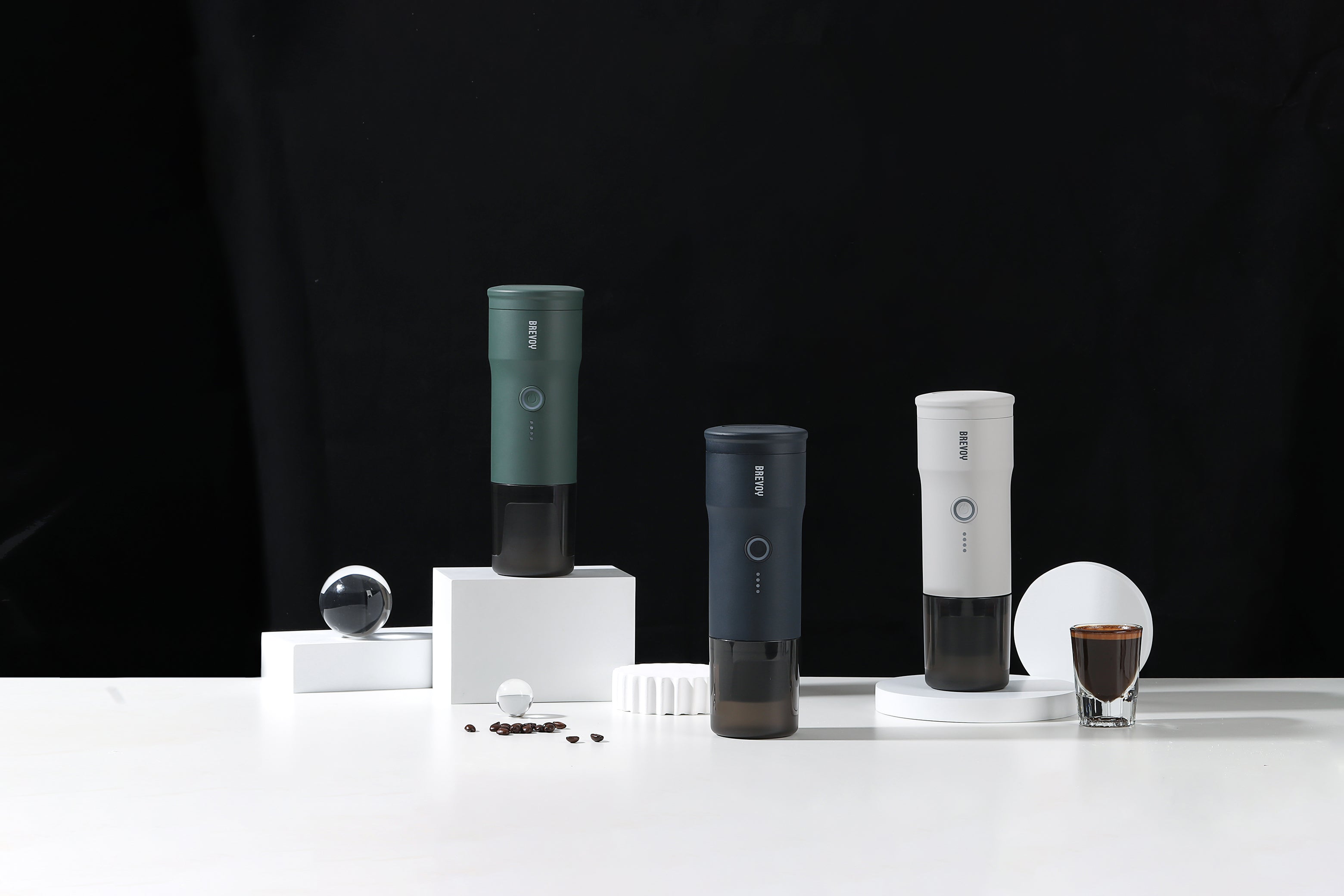 Brevoy | Portable Espresso Machine | Self-Heating Travel Coffee